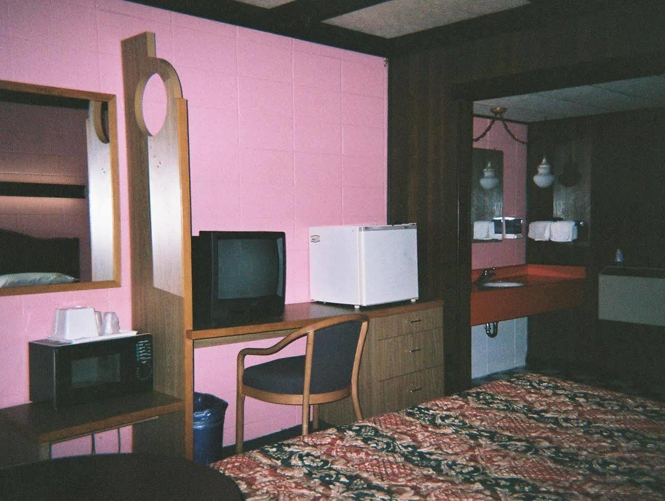 Motel Reedsburg Экстерьер фото